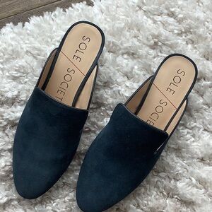 Navy blue suede Sole Society mules - like new.